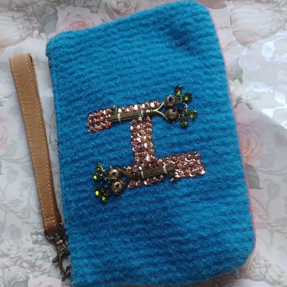Miss Albright wristlet